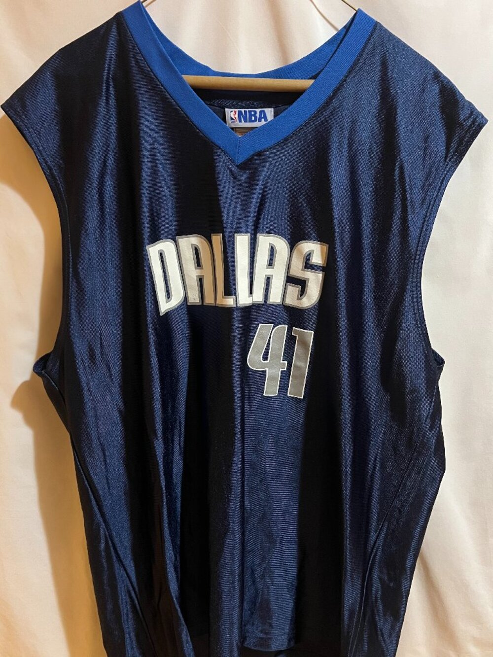 DIRK NOWITZKI #41 Jersey Dallas Mavericks NBA Jersey Size XL Used Good Condition